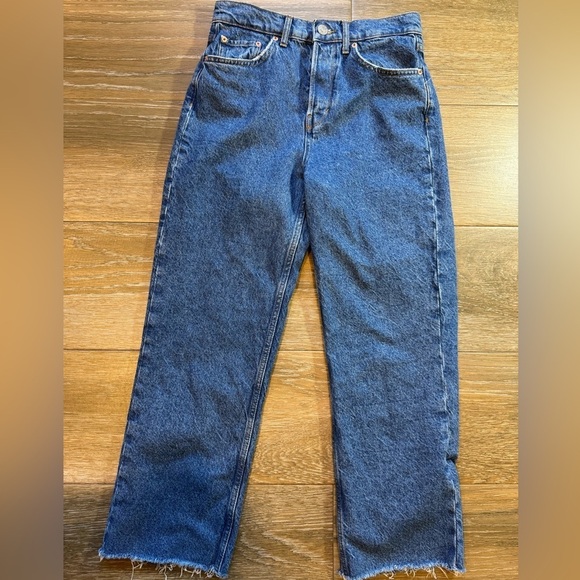 BDG Denim - BDG straight leg, high waist, button fly cropped raw edge jeans size 28